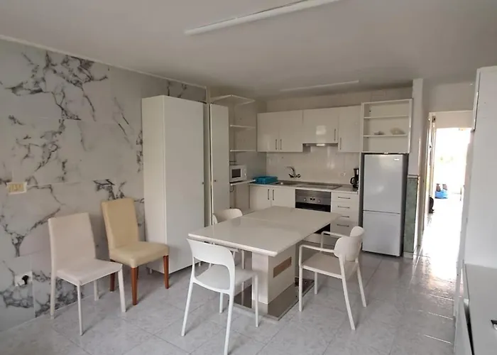 Molinos Apartahotel